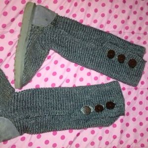Gray Knit uggs